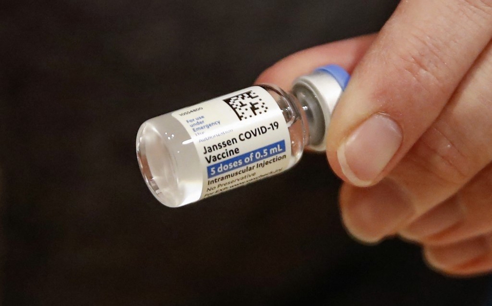 EE.UU. se queda sin vacunas antiCOVID19 tras problemas de Johnson & Johnson para producirlas eeuu-se-queda-sin-vacunas-anticovid19-tras-problemas-de-johnson-johnson-para-producirlas